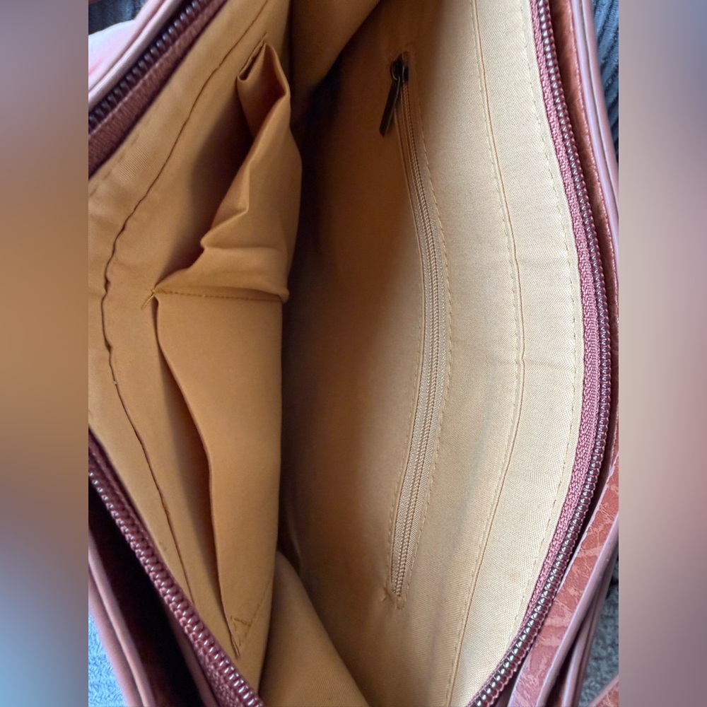 New Wonderly Patchwork Crossbody Bag Brown Vegan Leather - Picture 9 of 10